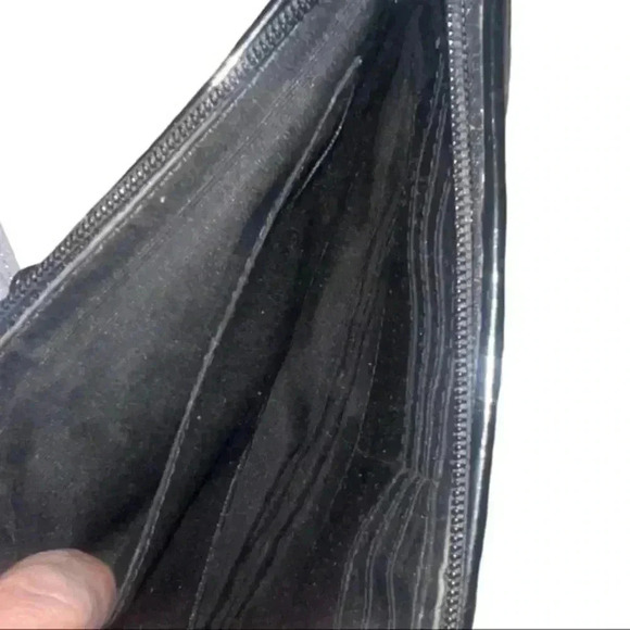 Coach Wrist Wallet. A classic - Picture 5 of 5